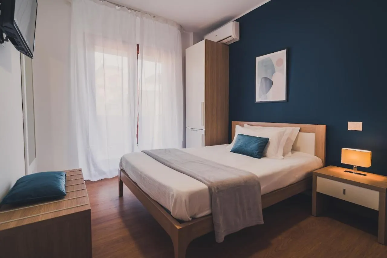 Trip Room & Breakfast Reggio di Calabria 0*,